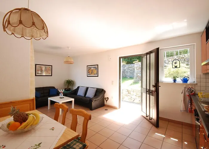 卡萨埃斯梅拉达公寓 * San Nazzaro